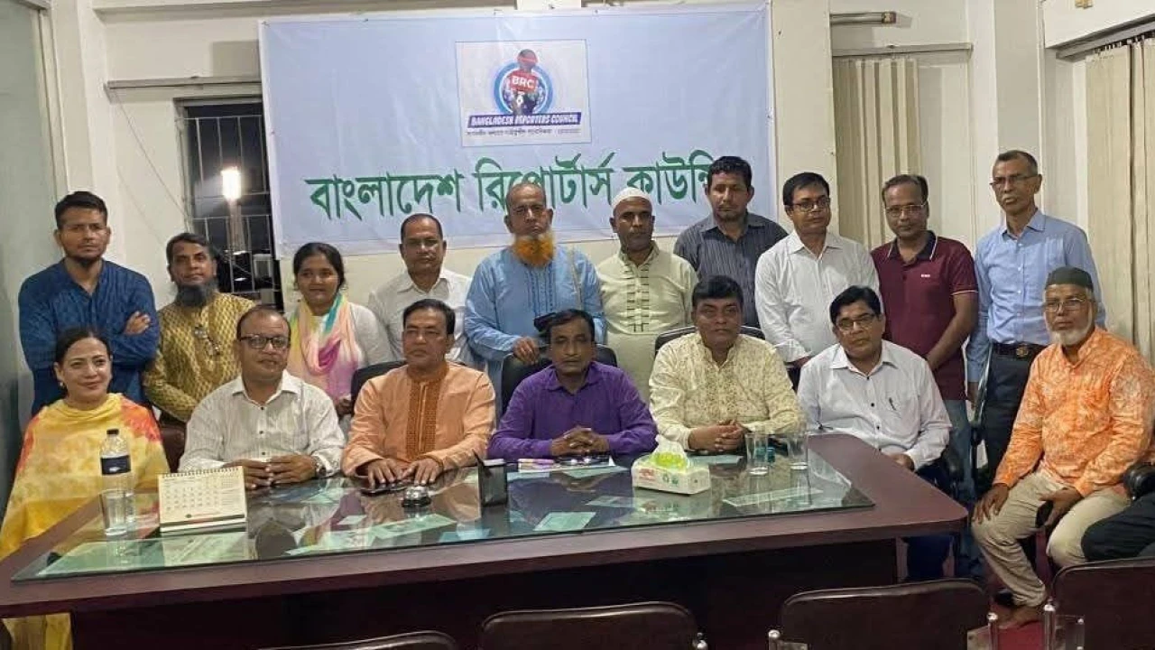 সিনিয়র সাংবাদিক অধ্যাপক রফিক উল্লাহ শিকদ
