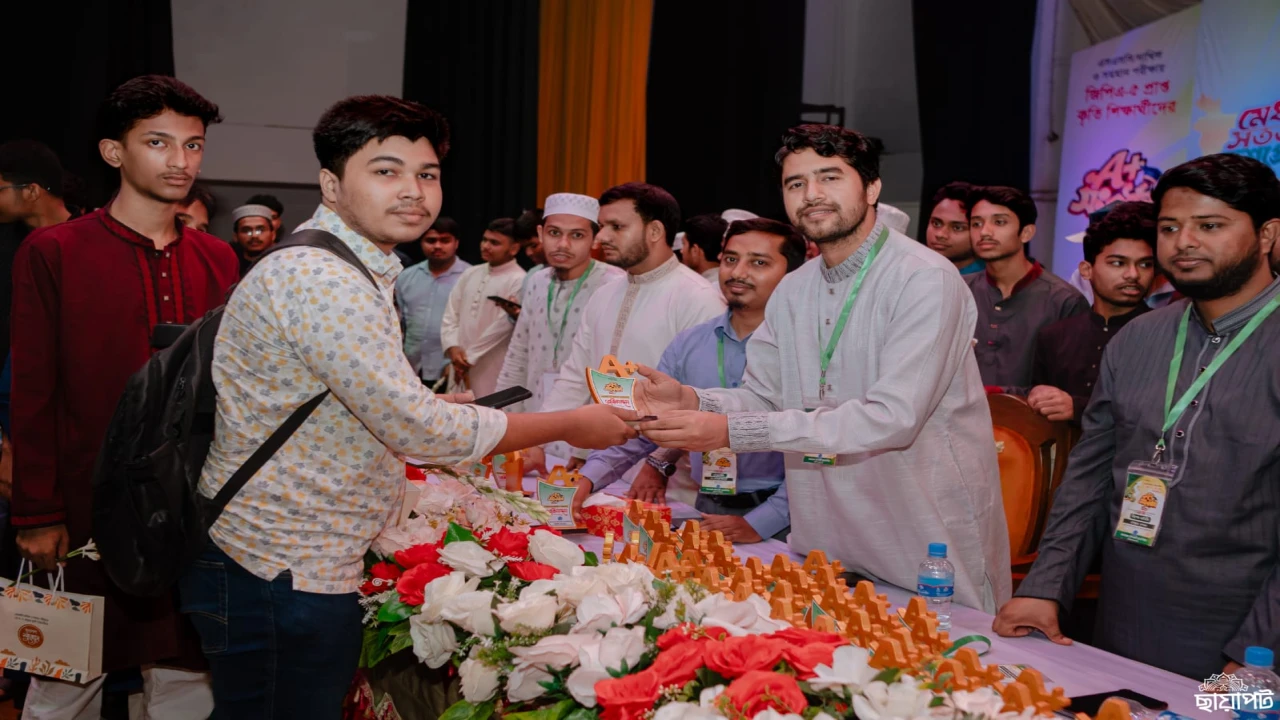 বরিশালে ছাত্রশিবিরের এসএসসি A+ প্রাপ্ত শ