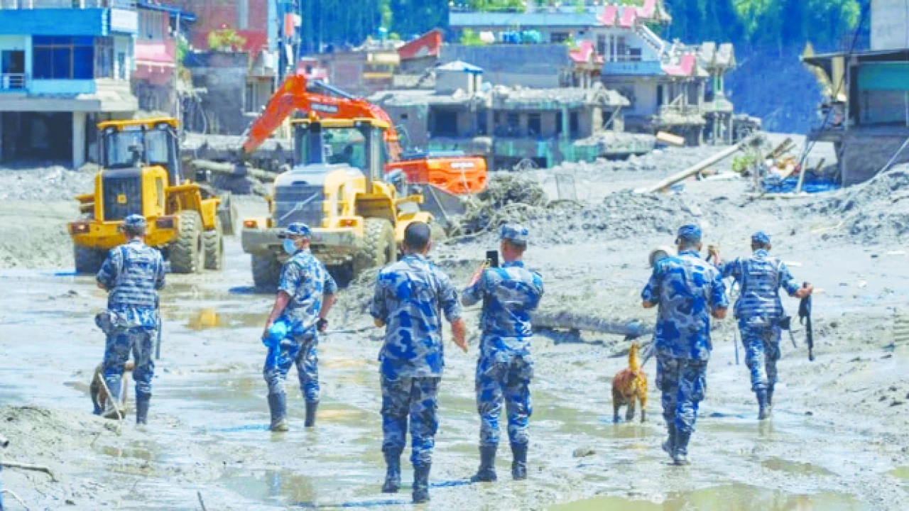 নেপাল-তিব্বতে বন্যায় প্রাণহানি বেড়ে ৩৯২, নিখোঁজ ১,৪০০