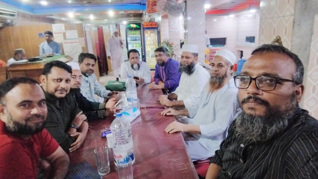 মিল্লাত অ্যালামনাই নির্বাচন নিয়ে দাখিল’৯৪ ব্যাচের মতবিনিময়