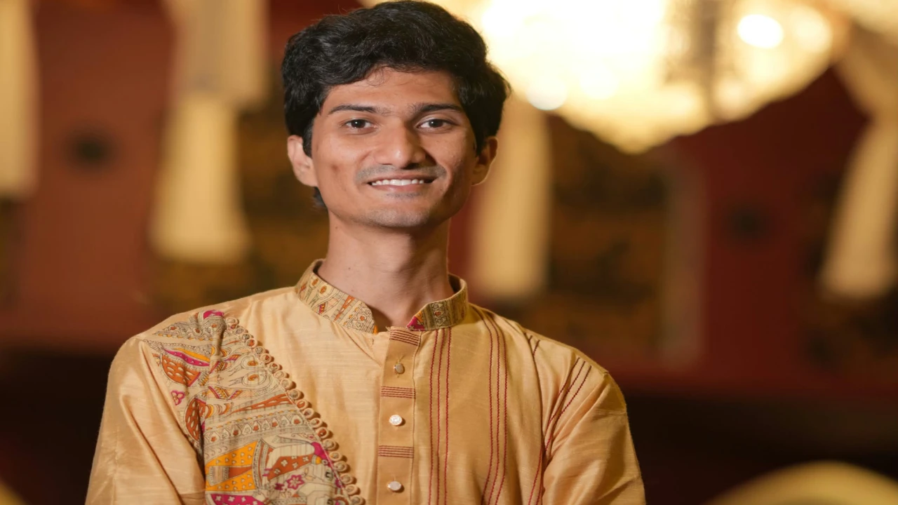 অশুভের বিনাশ,সম্প্রীতির বার্তা—শারদীয় শুভেচ্ছায় অনুপম হালদার