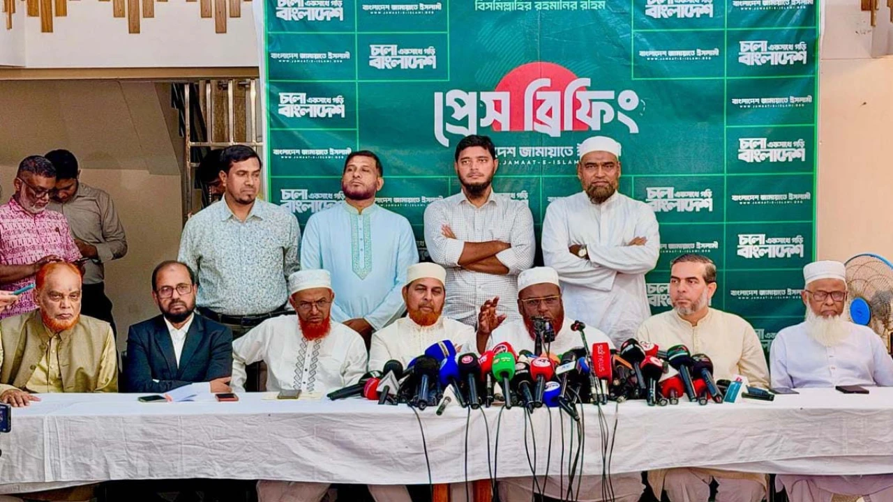 গণভোটের রায় উপেক্ষা করে বিএনপি ফ্যাসিবাদের পথে হাঁটছে: গোলাম পরওয়ার